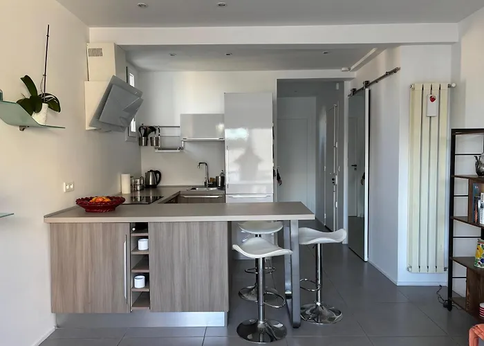 Sea View Walking Distance Old Town